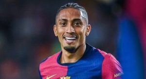 الهلال والنصر يغريان برشلونة ورافينيا الهلال والنصر يغريان برشلونة ورافينيا